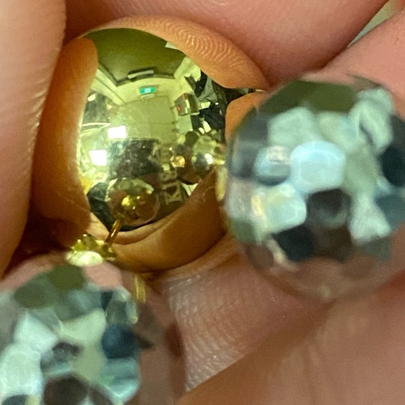 Real 18K Gold Earrings - Picture 1 of 7
